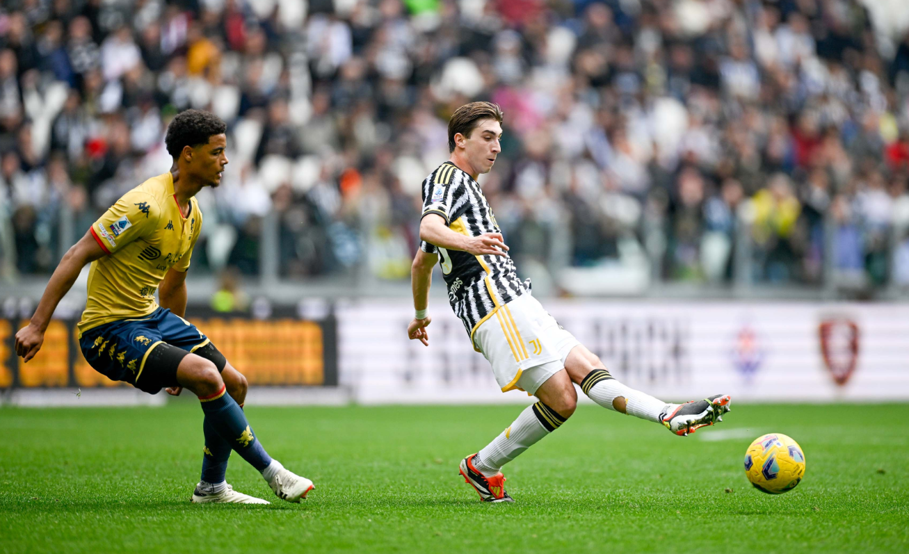 Juventus vs Genoa (18:30 – 17/03) | Xem lại trận đấu