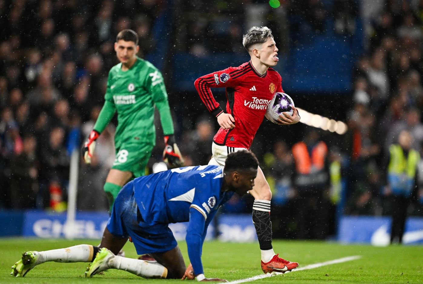 Chelsea vs Manchester Utd (02:15 – 05/04) | Xem lại trận đấu